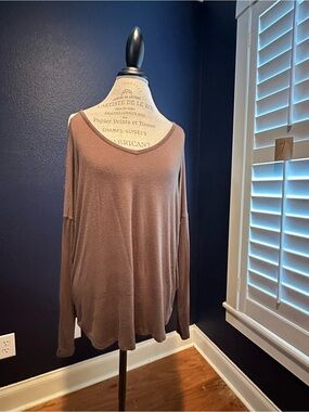 Zenana Outfitters Mauve Brown Long Sleeve Scoop Neck Tunic